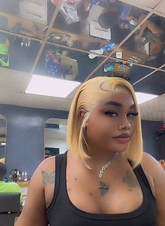 Tall goddess ( trans woman) - Transsexual escort in Abuja Photo 8 of 13