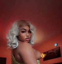 Tall goddess ( trans woman) - Transsexual escort in Abuja