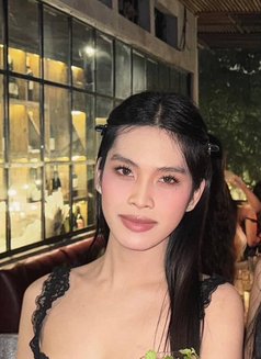 Lady Claire - escort in Makati City Photo 6 of 6