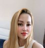 lady Good service - escort in Doha Photo 15 of 17