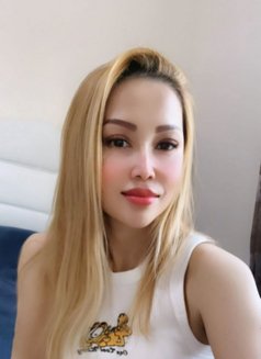 lady Good service - escort in Doha Photo 15 of 15