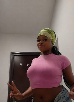 Lady Joy - escort in Muscat Photo 1 of 3