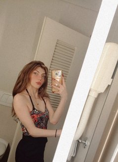 MISS MAGI - Acompañantes transexual in Beirut Photo 9 of 11