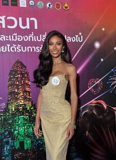 Lady Lisa Ts - Transsexual escort in Bangkok Photo 11 of 12