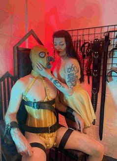 Lady May - dominatrix in Copenhagen Photo 5 of 9