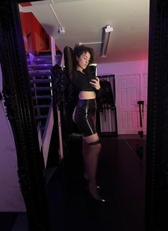 Lady Melissa - dominatrix in Athens Photo 5 of 10
