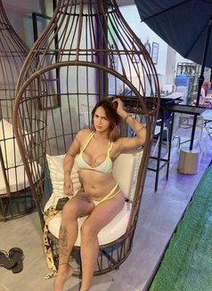 Lady Mhia - Transsexual escort in Manila Photo 8 of 11