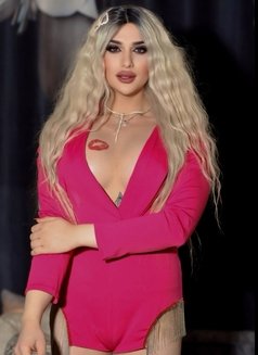 Baye3t lhalib - Transsexual escort in Beirut Photo 19 of 29