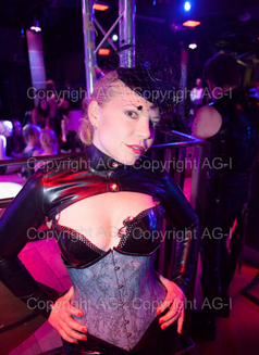 Mistress Lady Pamela - dominatrix in London Photo 5 of 14