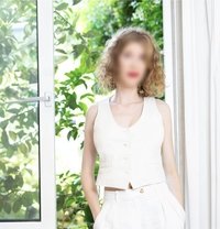 🇪🇸shemale spanish high class post op - Transsexual escort in Madrid