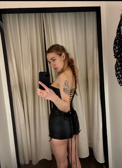 Lady Sarah - dominatrix in Ho Chi Minh City Photo 1 of 7