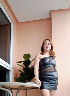 Lady Scarlett - Dominadora in Manila Photo 3 of 5