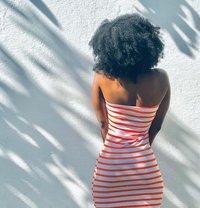 Lady Tess - puta in Nairobi