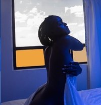 Lady Trisha - puta in Nairobi