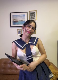 LADY WITH A BIG SURPRISE - Transsexual escort in Dubai Photo 24 of 28
