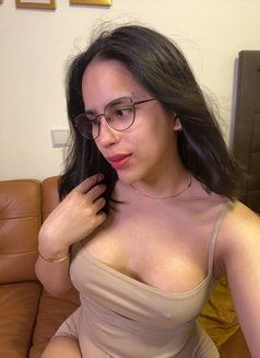LADY WITH A BIG SURPRISE - Transsexual escort in Dubai Photo 26 of 28