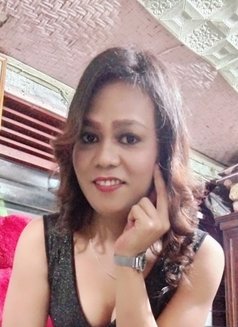 Ladybay. Vesrtop. Kuta Bali Indonesia - Transsexual companion in Sydney Photo 4 of 4