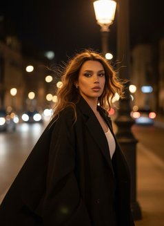 Ladyboy 19 cm - Transsexual escort in İstanbul Photo 6 of 15