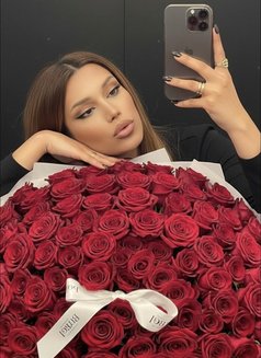 Ladyboy 19 cm - Transsexual escort in İstanbul Photo 9 of 15