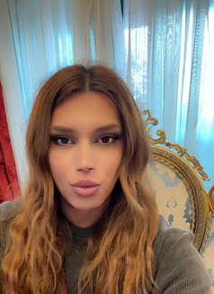 Ladyboy 19 cm - Transsexual escort in İstanbul Photo 11 of 15