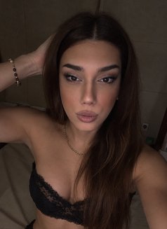 Ladyboy 19 cm - Transsexual escort in İstanbul Photo 8 of 20