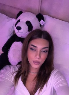 Ladyboy 19 cm - Transsexual escort in İstanbul Photo 10 of 20