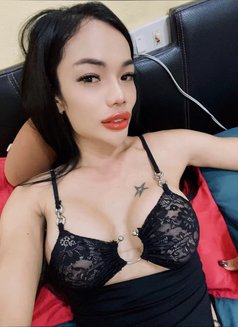 Ladyboy and delicious bananas - Transsexual escort in Pattaya Photo 5 of 7
