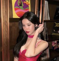 Ladyboy Bangkok Escort / Diw - Transsexual escort in Bangkok