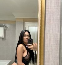 ladyboy yums top and bottom - Transsexual escort in Pattaya