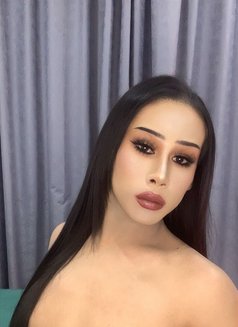 Ladyboy Big Cock - Acompañantes transexual in Al Manama Photo 3 of 4