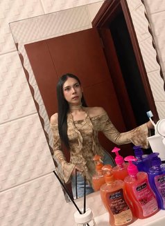 Ladyboy big dick 🥰 - masseuse in Muscat Photo 3 of 6