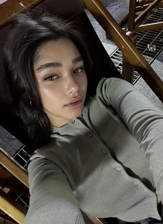 LADYBOY BIGDICK 4U - escort in New Delhi Photo 2 of 5