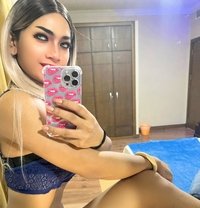 ladyboy both 69 big cock - Transsexual escort in Al Manama