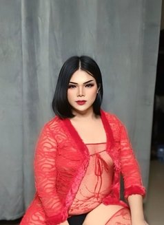 Ladyboy Both - Transsexual escort in Şalālah Photo 1 of 8