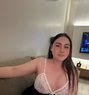 Ladyboy big ass - Masajista in Riyadh Photo 6 of 7