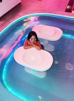 Ladyboy Charista - Acompañantes transexual in Bali Photo 6 of 7