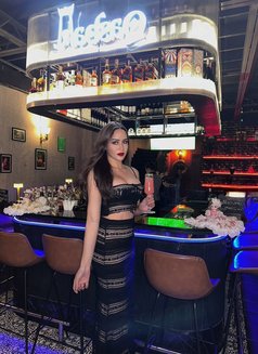 Rosarin ladyboy in AD - Transsexual escort in Abu Dhabi Photo 8 of 8