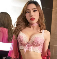 Available Camshow and Meet - Transsexual escort in Singapore