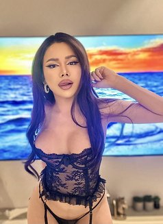 Ladyboy Lindsay - Acompañantes transexual in Riyadh Photo 15 of 16