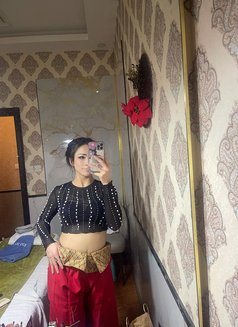 Ladyboy Massage Big Vip - masseuse in Dubai Photo 3 of 4