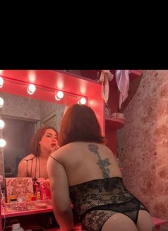 Ladyboy Mistress With Toys - Dominadora transexual in Ras al-Khaimah Photo 3 of 4