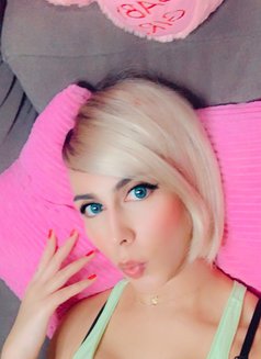 Ladyboyالعرب - Male escort in Muscat Photo 12 of 13