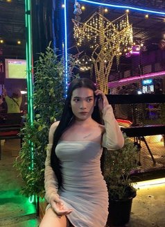 Ladyboy Muscat - Transsexual escort in Muscat Photo 7 of 7