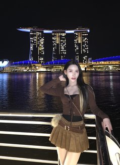 Ladyboy new here - masseuse in Riyadh Photo 2 of 8