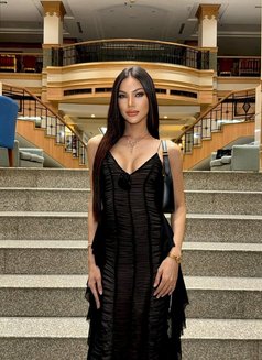 Ladyboy Versatile And Hot Sexy - Transsexual escort in Riyadh Photo 1 of 10