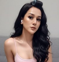 Ladyboy Suci Aura - Transsexual escort in Jakarta