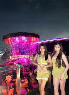 LADYBOY TANDEM/GANGBANG (MEETUP/CUMSHOW - Transsexual escort in Bangkok Photo 7 of 8