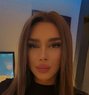 Ladyboy - Transsexual escort in İstanbul Photo 9 of 10