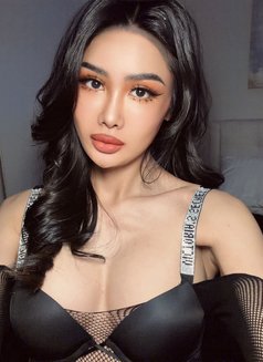 Mistress Ladyboy 7 inches - Transsexual escort in Jeddah Photo 10 of 15