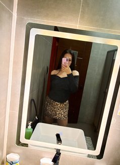 Ladyboy Yasmin - Transsexual dominatrix in Angeles City Photo 11 of 12